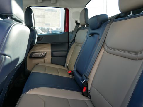 New 2026 Ford Maverick Lariat image 6