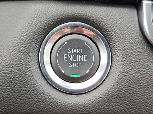 New 2025 Chevrolet Colorado LT w/ LT Convenience Package image 23