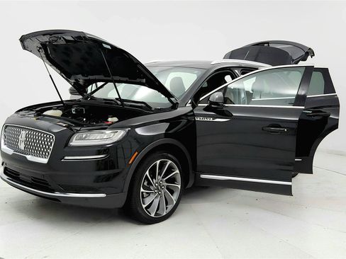 Used 2022 Lincoln Nautilus Reserve w/ Equipment Group 201A AWD/4WD image 9