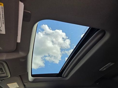 New 2026 GMC Sierra 2500 Denali w/ Denali Reserve Package image 7