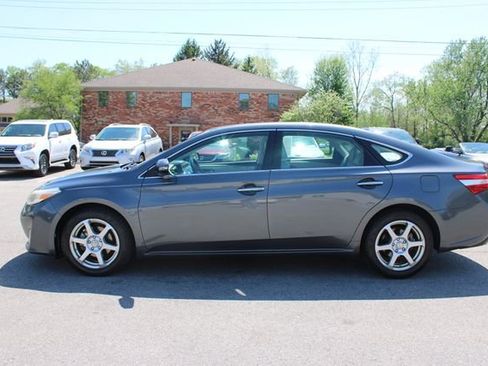 Used 2013 Toyota Avalon XLE image 5