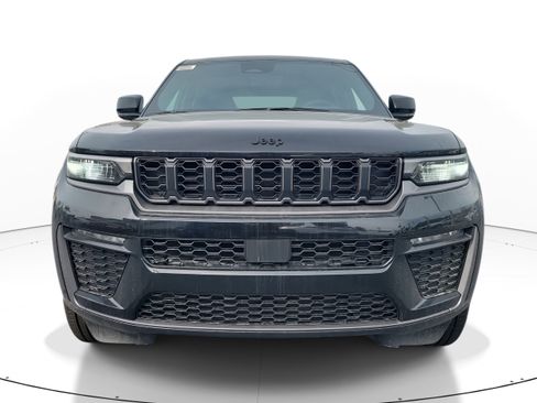 New 2026 Jeep Grand Cherokee Limited image 3