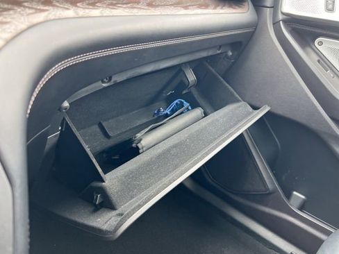 Used 2020 Ford Explorer Platinum image 19