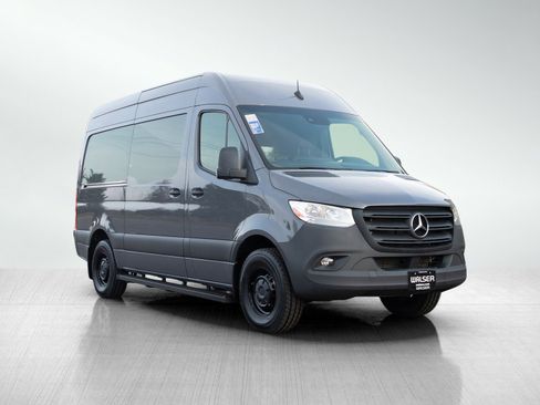 Used 2023 Mercedes-Benz Sprinter 2500 image 7