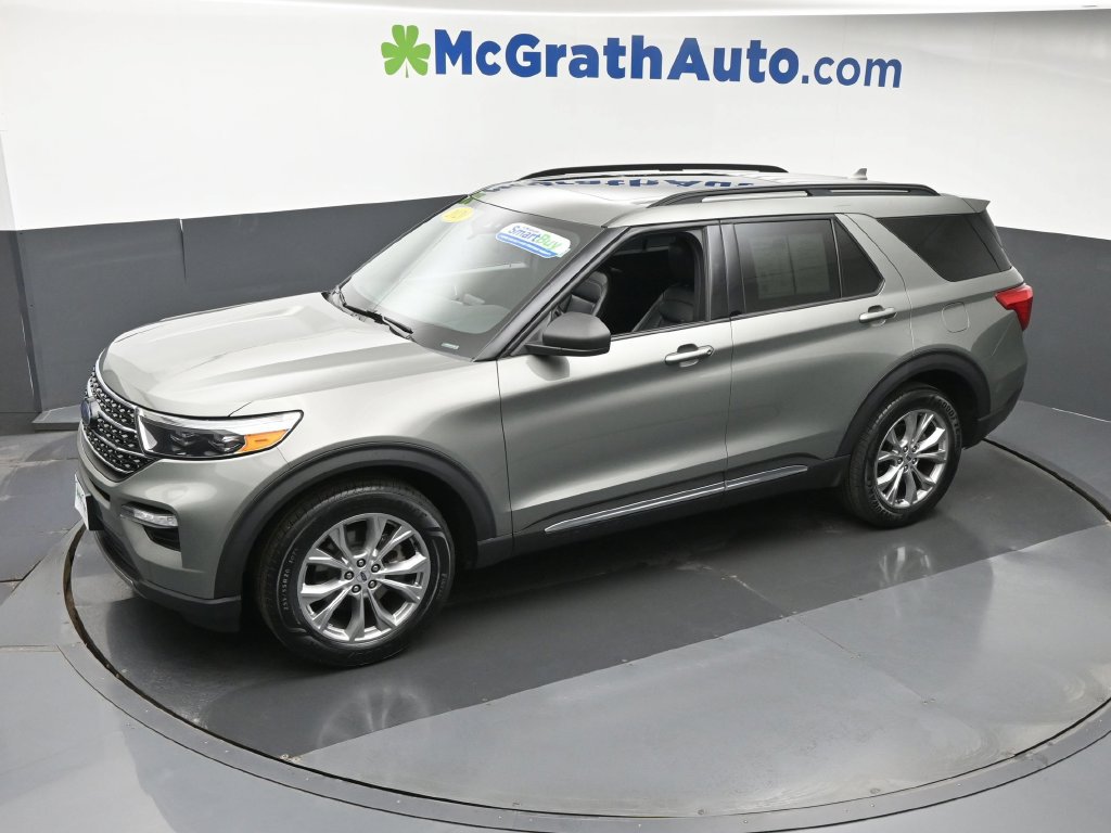 Used 2020 Ford Explorer XLT w/ Equipment Group 202A AWD/4WD image 24