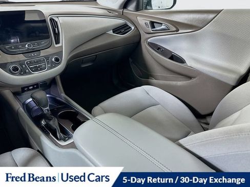 Used 2024 Chevrolet Malibu LT FWD image 28