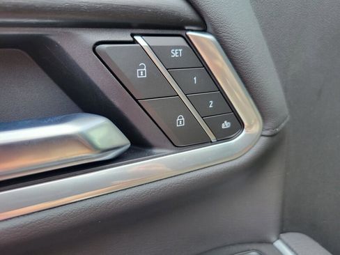 Used 2025 GMC Sierra 2500 Denali w/ Denali Reserve Package image 24