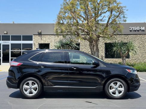 Used 2018 Ford Edge SE FWD image 4