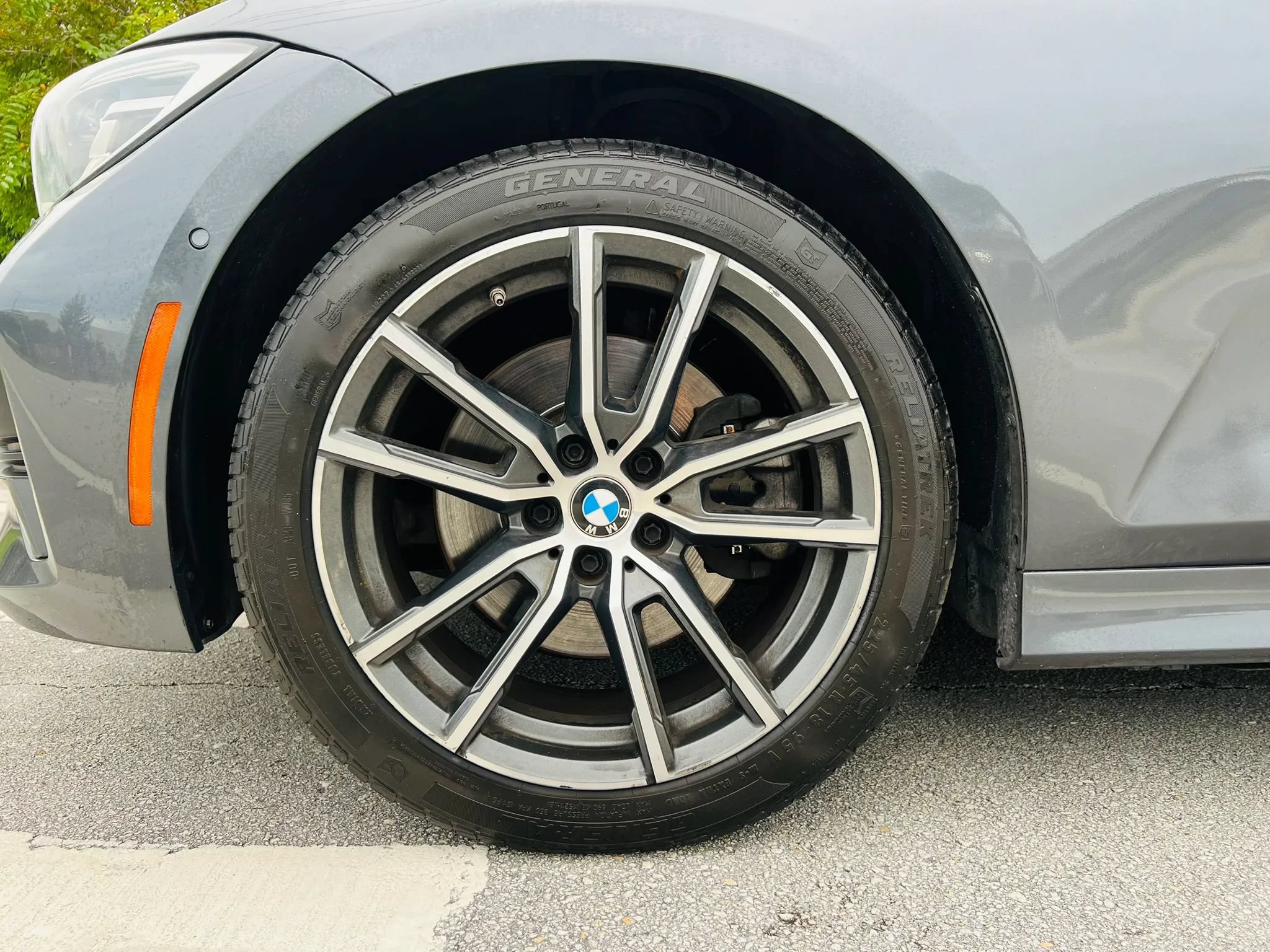Used 2021 BMW 330i Sedan w/ Premium Package RWD image 9