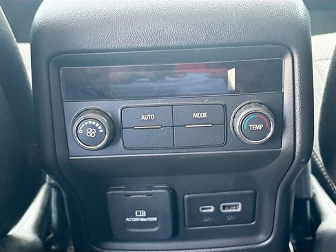 Used 2023 GMC Acadia SLE w/ Driver Convenience Package FWD image 26