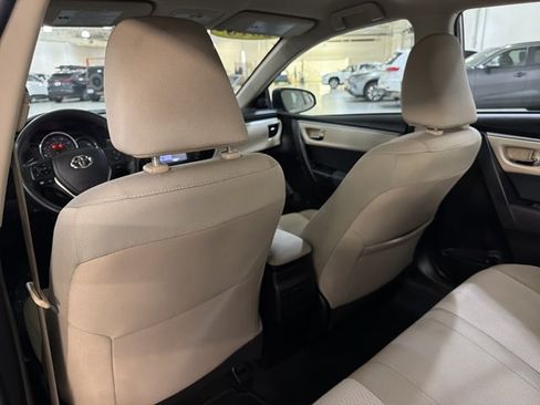 Used 2016 Toyota Corolla LE FWD image 19