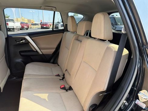 Used 2014 Toyota RAV4 XLE AWD/4WD image 21