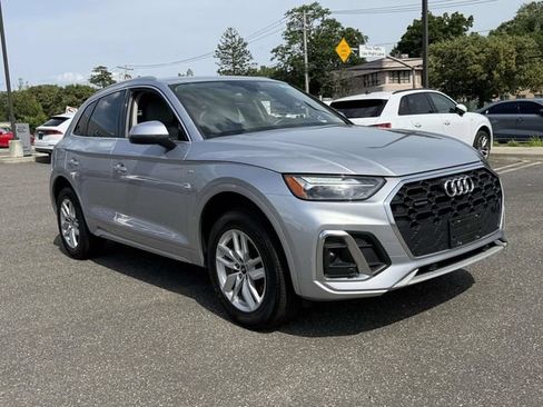 Certified 2023 Audi Q5 2.0T Premium w/ Convenience Package AWD/4WD image 5