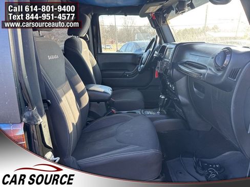 Used 2018 Jeep Wrangler Sahara w/ Connectivity Group image 27