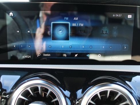 Certified 2021 Mercedes-Benz CLA 250 image 41