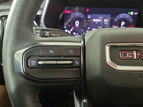 Used 2024 GMC Canyon AT4 w/ AT4 Premium Package image 15