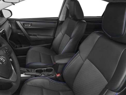 Used 2017 Toyota Corolla SE w/ SE Premium Package FWD image 9