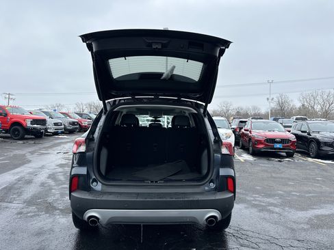 Used 2022 Ford Escape SEL w/ Technology Package image 5