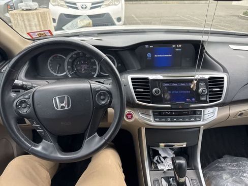 Used 2015 Honda Accord EX-L image 3