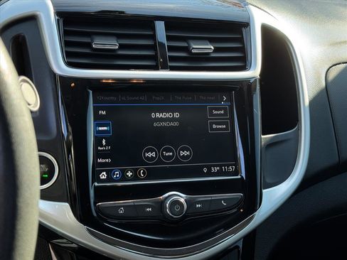 Used 2018 Chevrolet Sonic LT w/ Convenience Package image 15