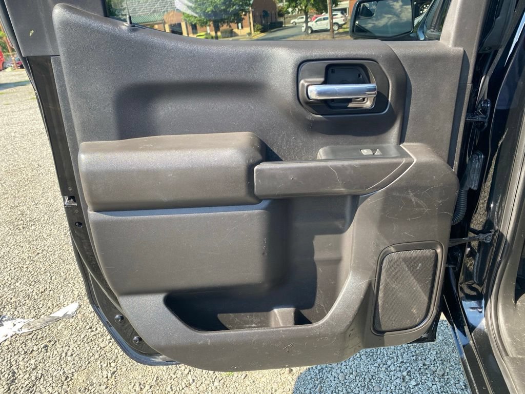 Used 2022 Chevrolet Silverado 1500 Custom RWD image 16