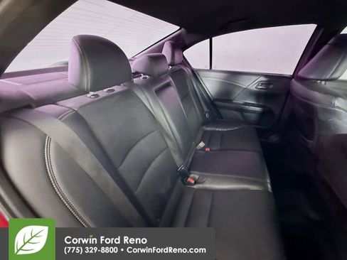 Used 2017 Honda Accord Sport image 24