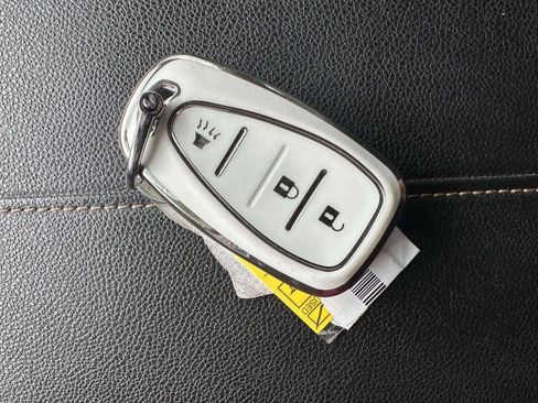 Used 2019 Chevrolet Traverse LS AWD/4WD image 35