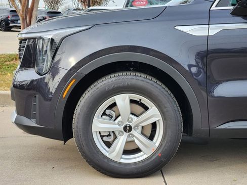 New 2026 Kia Sorento LX FWD image 5