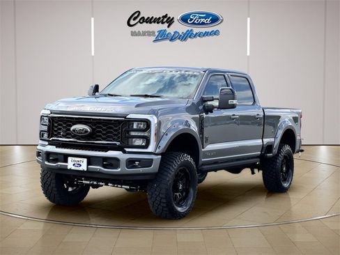 New 2025 Ford F250 Lariat w/ Lariat Ultimate Package image 2