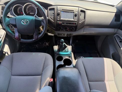 Used 2013 Toyota Tacoma 2WD Access Cab image 12