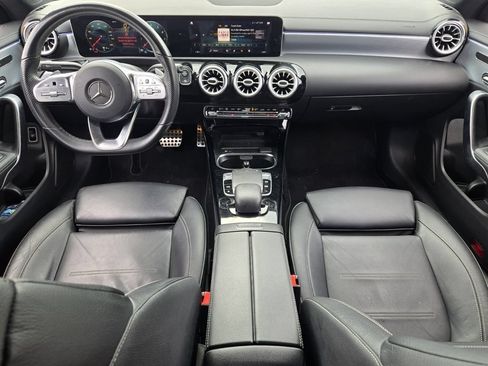 Used 2020 Mercedes-Benz CLA 250 image 12