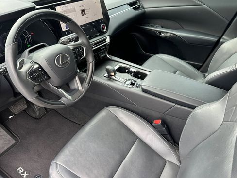 Used 2023 Lexus RX 350h w/ Cold Area Package image 11