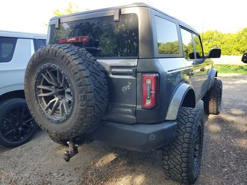 Used 2022 Ford Bronco Outer Banks image 4