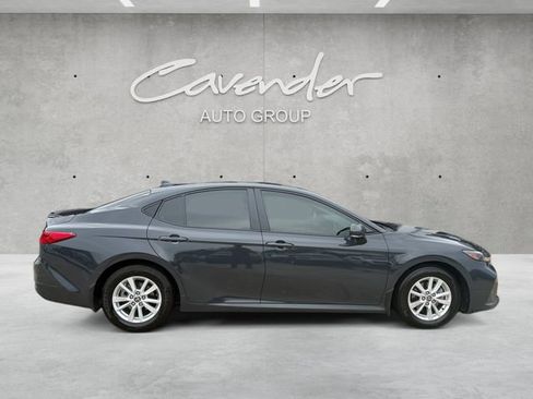 Used 2025 Toyota Camry LE w/ Convenience Package FWD image 18