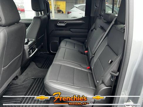 Used 2024 Chevrolet Silverado 1500 LTZ w/ LTZ Premium Package AWD/4WD image 7
