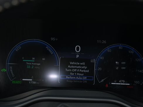 Certified 2025 Toyota Sienna Platinum AWD/4WD image 15