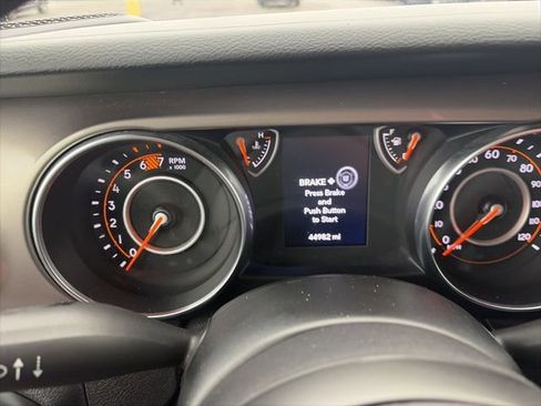 Used 2020 Jeep Wrangler Unlimited Sport image 13