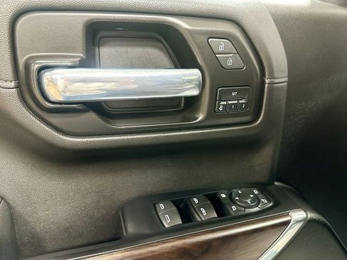Used 2021 GMC Sierra 1500 SLT w/ SLT Premium Package AWD/4WD image 20