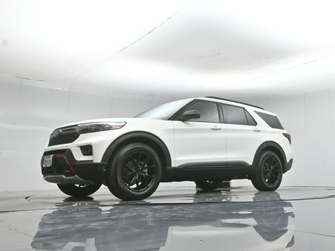 Used 2022 Ford Explorer Timberline AWD/4WD image 49