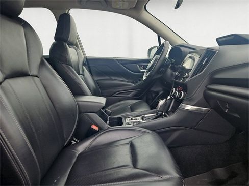 Used 2023 Subaru Forester Touring image 15