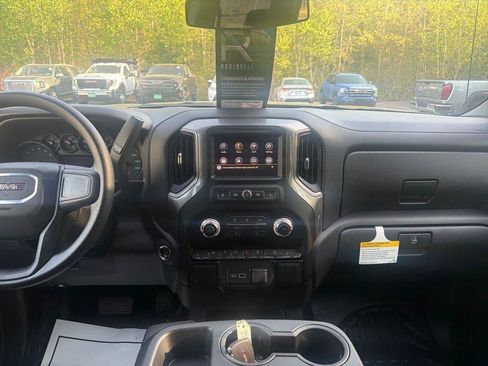 New 2026 GMC Sierra 1500 Pro w/ Pro Value Package AWD/4WD image 18