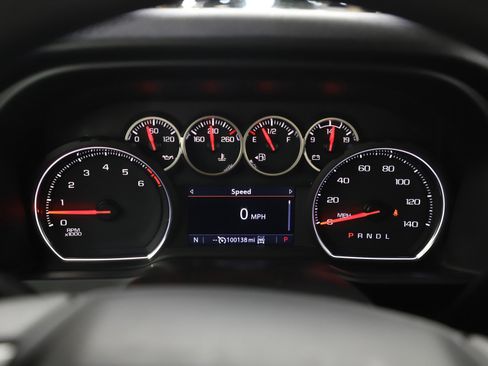 Used 2021 Chevrolet Silverado 2500 Custom w/ Custom Value Package image 23