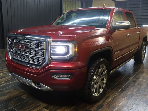 Used 2018 GMC Sierra 1500 Denali w/ Denali Ultimate Package image 6
