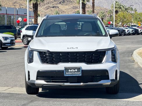 Used 2025 Kia Sorento S w/ Panoramic Sunroof Package image 8