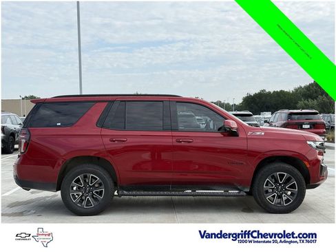 Used 2023 Chevrolet Tahoe Z71 w/ Luxury Package AWD/4WD image 3