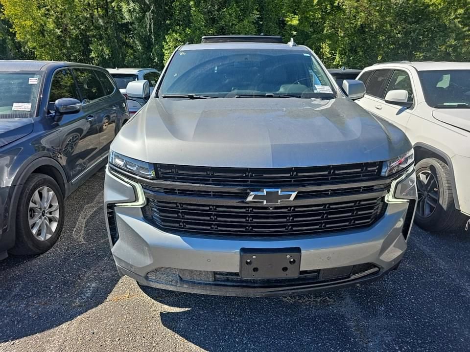 Used 2024 Chevrolet Tahoe RST w/ Luxury Package AWD/4WD image 3
