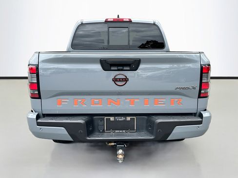 Used 2022 Nissan Frontier Pro-X RWD image 6