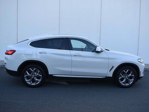 Used 2024 BMW X4 xDrive30i w/ Convenience Package AWD/4WD image 4