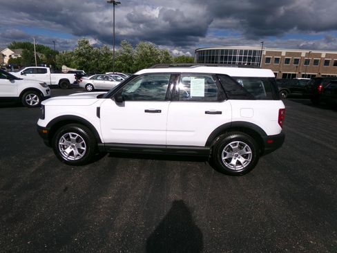 Used 2023 Ford Bronco Sport AWD/4WD image 7
