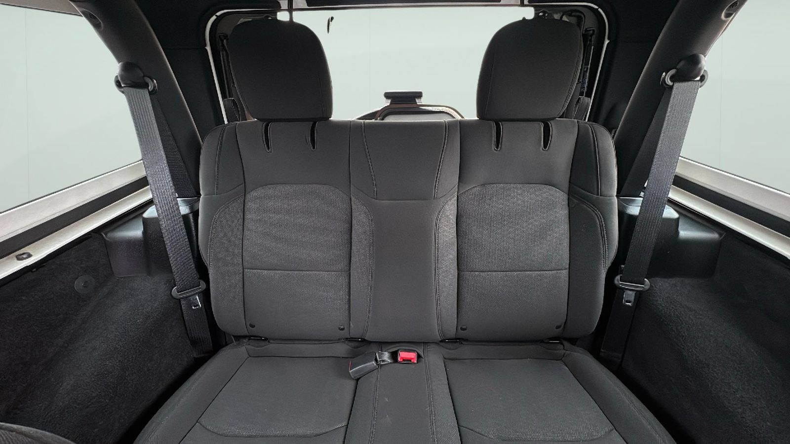 Used 2021 Jeep Wrangler Sport AWD/4WD image 26